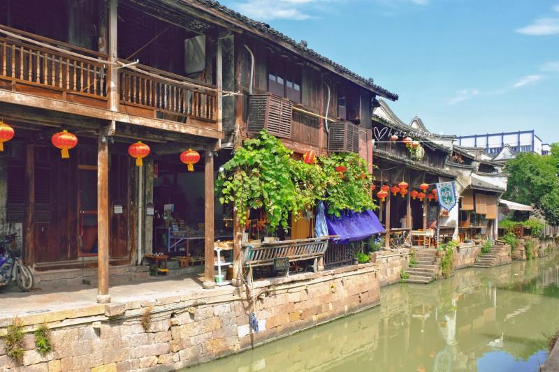对于新生儿来说，仰卧、俯卧和侧卧，到底哪种睡法最好？游戏画面